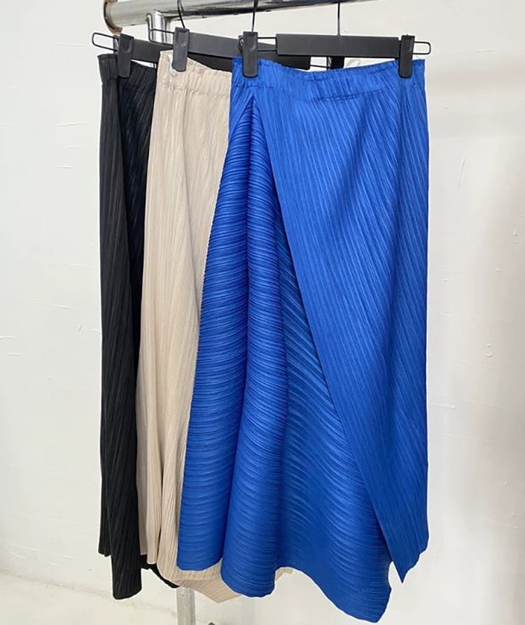 Miyake Pleated Skirt 2023 Autumn New High Waist Loose Irregular Skirt Japanese khaki Skirt Women Aesthetic Designer Clothing